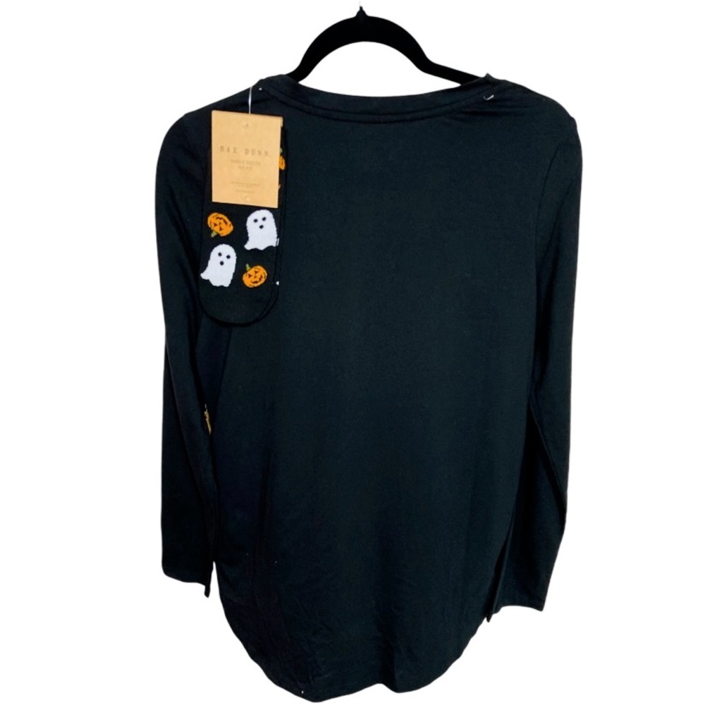 RAE DUNN Halloween Boo! Long Sleeved T-Shirt With Bonus Cozy Socks Women’s Sz M - Picture 2 of 6